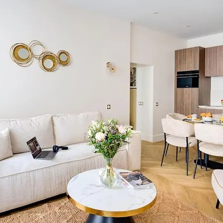 Stunning Family Flat - Grands Boulevards - With Ac 公寓 *