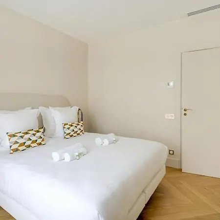 Stunning Family Flat - Grands Boulevards - With Ac Apartment Paris