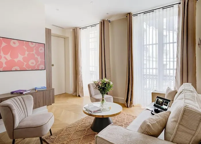 Apartment Stunning Family Flat - Grands Boulevards - With Ac *